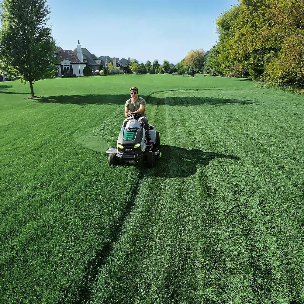 EGO POWER+ 107cm (42") T6 Lawn Tractor Kit - Image 12